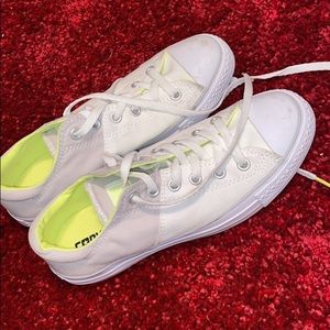 White/gray converse. never worn